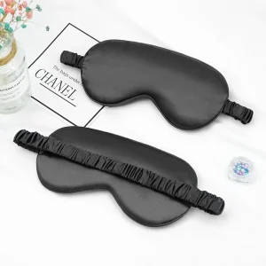 masque de nuit en soie noir