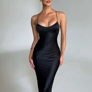 robe en soie longue noir