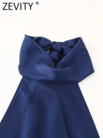 robe longue en soie de couleur bleue