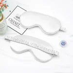masque de sommeil en soie blanc