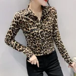 chemise en soie imprimé animal