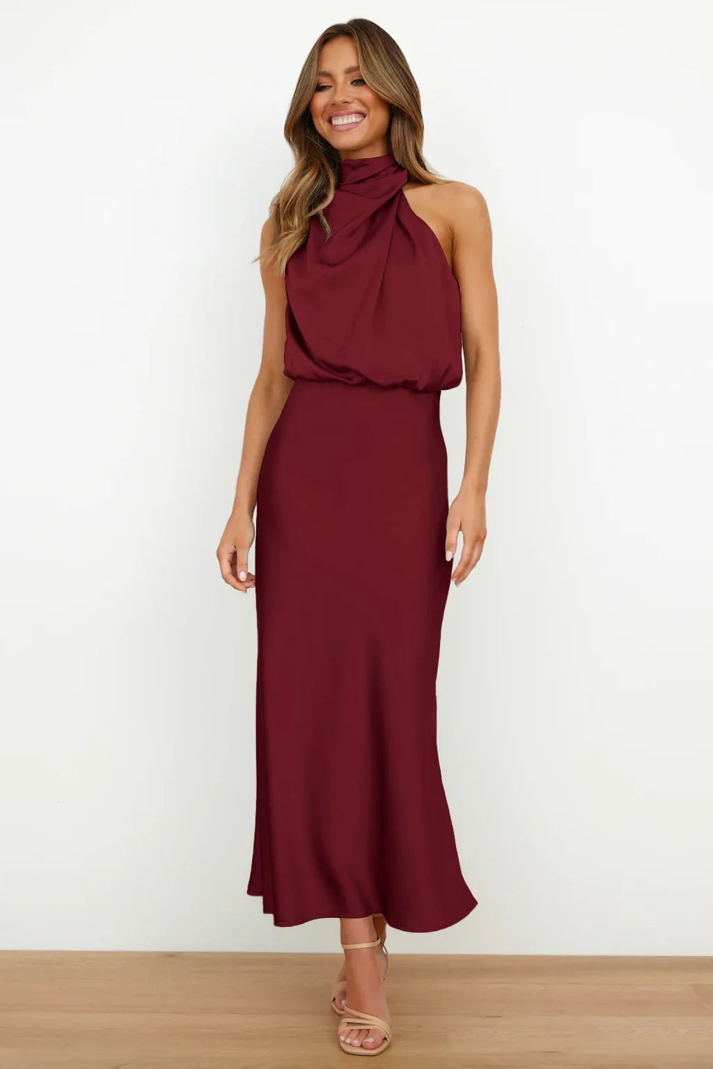 robe chic en soie rouge