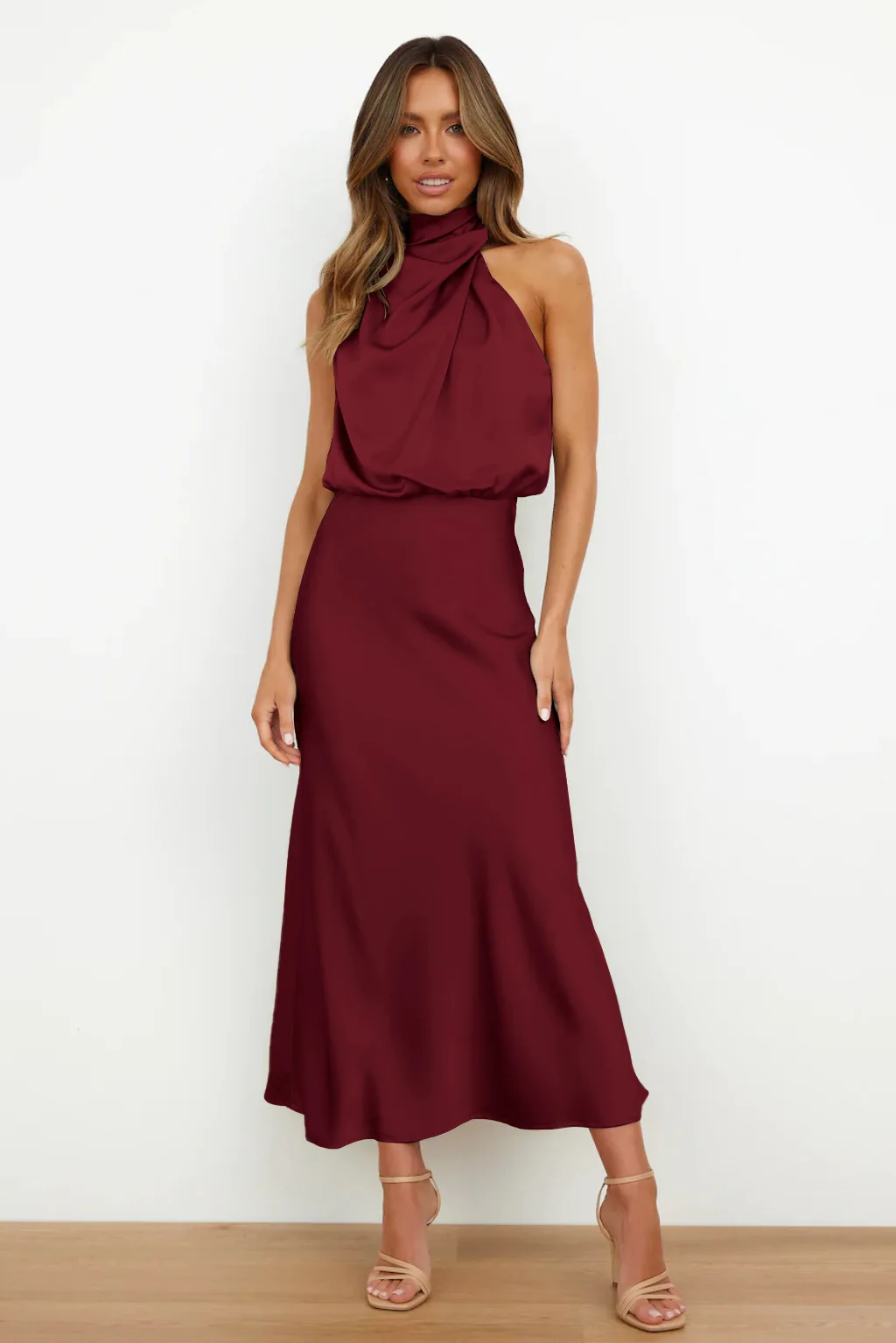 robe rouge élégante en soie