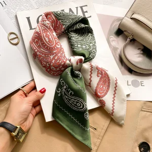 foulard élégant en soie vert