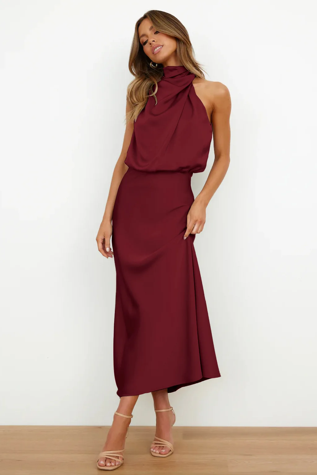 robe en soie rouge pour soirée