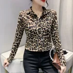blouse léopard en soie