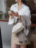 vêtement en soie blanc